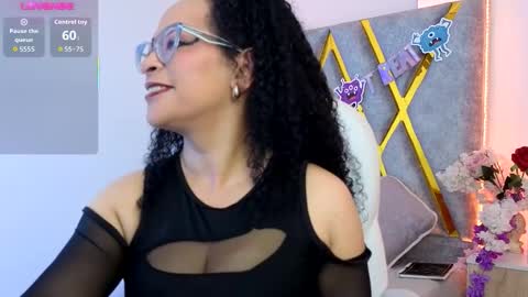 Cintia online show from February 2, 2026, 11:03 pm