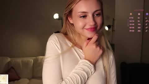 Snapshot of cirilada chatting on October 19, 2025, 7:36 pm Sandy online show from October 19, 2025, 7:36 pm