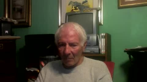 Snapshot of ciuk chatting on October 15, 2025, 7:41 am ciuk online show from October 15, 2025, 7:41 am