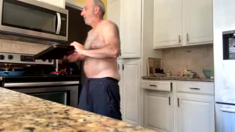 Cjd32 online show from October 12, 2025, 7:02 pm