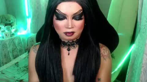 QUEEN CESS online show from June 30, 2026, 1:34 pm