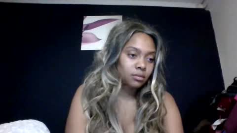 ckamilla45 online show from November 1, 2025, 3:30 am