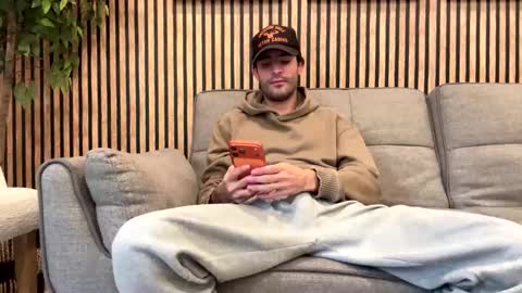 Snapshot of ckeefer96 chatting on March 19, 2026, 8:24 pm ckeefer96 online show from March 19, 2026, 8:24 pm