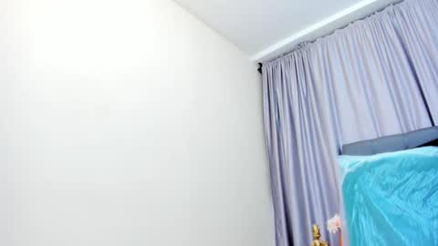 Snapshot of claire_aristizabal chatting on December 11, 2024, 6:42 pm claire aristizabal online show from December 11, 2024, 6:42 pm