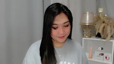 CLAIRE online show from May 20, 2026, 4:51 am