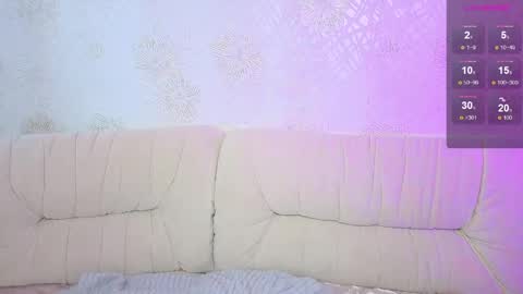 Claire Faers online show from May 17, 2026, 2:20 am