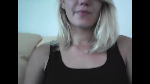 clairesqrt online show from June 3, 2026, 6:24 pm