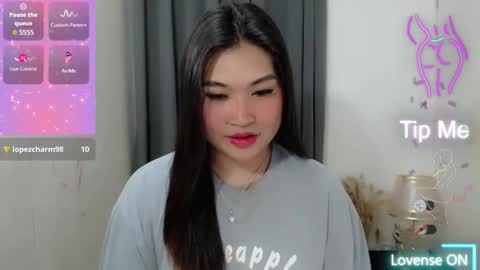 CLAIRE online show from October 13, 2025, 5:29 am