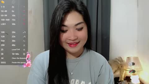 CLAIRE online show from November 28, 2025, 4:37 am