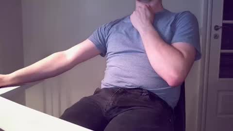 clamshive7 online show from February 18, 2026, 6:48 pm