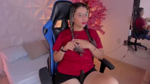 Clara online show from February 28, 2026, 7:15 pm