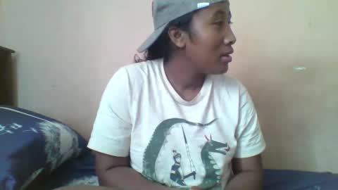 Clarah0123 online show from October 3, 2025, 7:27 am