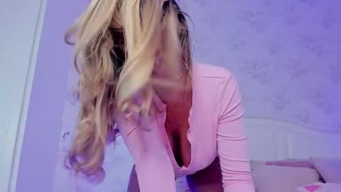 ClaraHazel online show from October 16, 2025, 6:03 am