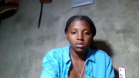 clarisse98 online show from May 26, 2026, 2:46 pm