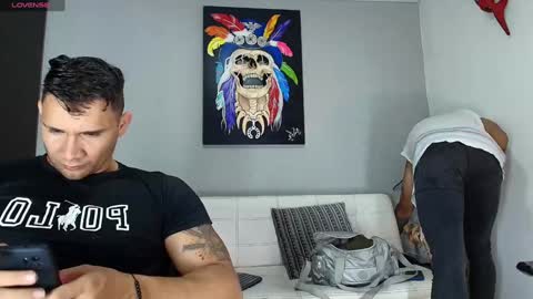 Juanpaindependent model online show from December 27, 2024, 12:39 am