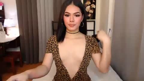 maika online show from October 30, 2025, 6:04 am