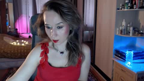 classyinna online show from November 13, 2025, 8:46 am