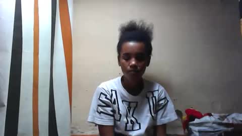 claudianne online show from October 7, 2025, 6:54 am