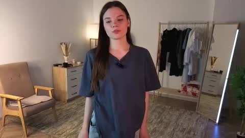 Lei your Angel online show from February 9, 2026, 1:09 am