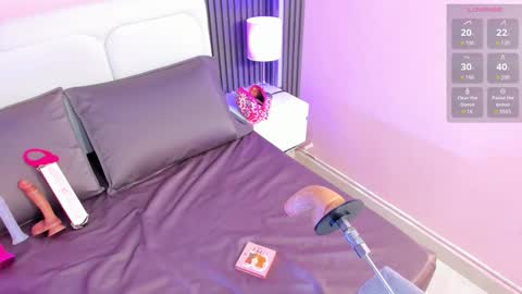 clauwdeen  wolf online show from February 26, 2026, 8:08 pm