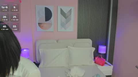 clauwdeen  wolf online show from April 10, 2026, 8:24 pm