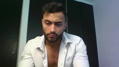 Clay online show from April 17, 2026, 3:26 pm