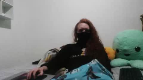 CleanSeleen online show from November 12, 2025, 6:14 am