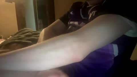 cleatus27 online show from February 3, 2025, 1:52 am