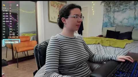 Snapshot of cleo_cam chatting on February 20, 2025, 11:21 pm Cleo Schedule Updates online show from February 20, 2025, 11:21 pm