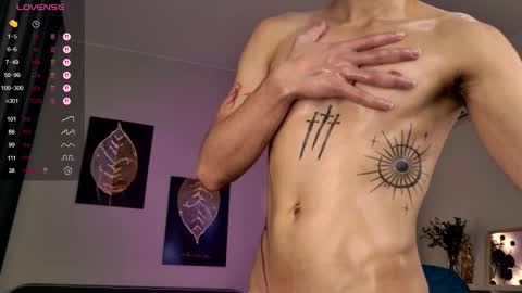 Snapshot of cleo_stringer_ chatting on November 15, 2025, 6:33 am Cleo online show from November 15, 2025, 6:33 am