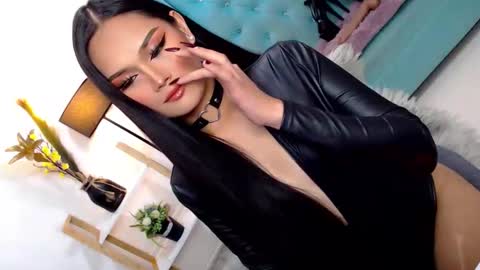 Cleo online show from October 14, 2025, 11:27 pm