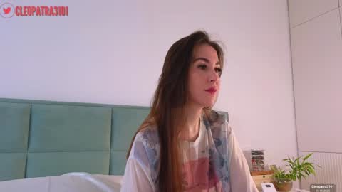 Cleopatra online show from November 18, 2025, 9:47 am