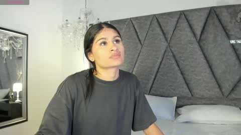 Cleopatra online show from April 26, 2026, 8:06 pm