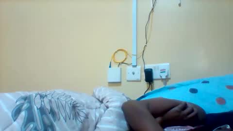 cleopatra online show from November 11, 2025, 12:10 am