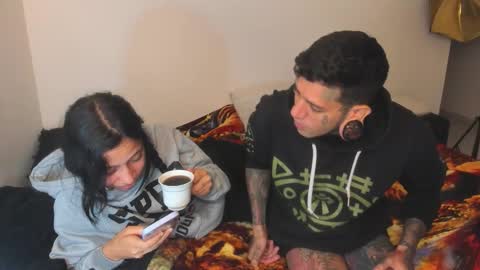 cleo y maikol online show from October 17, 2025, 8:28 am