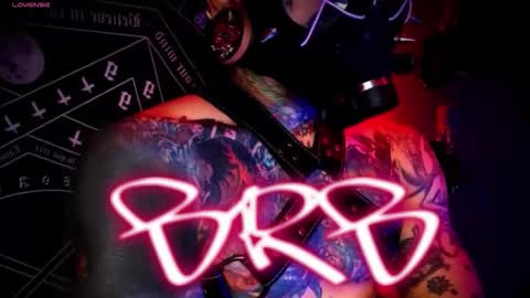 cleo y maikol online show from March 27, 2026, 8:26 am