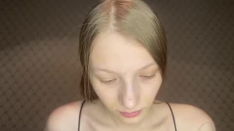 Cleo online show from January 9, 2026, 4:32 pm