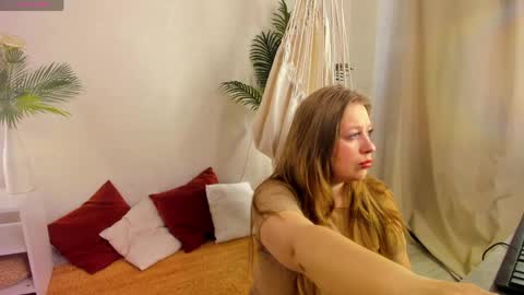 cleoxotie online show from May 19, 2026, 1:44 am