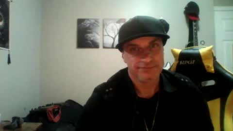 Snapshot of clintwood12 chatting on March 5, 2025, 5:40 am chad online show from March 5, 2025, 5:40 am