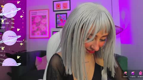 Cloe  online show from December 3, 2024, 9:33 am