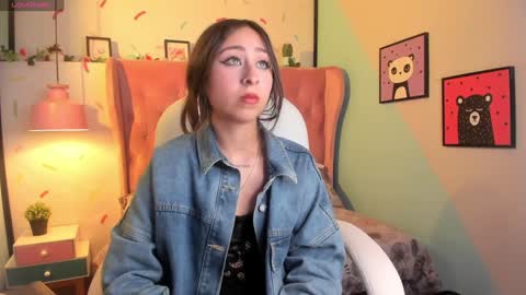 Cloe  online show from December 14, 2024, 1:39 am