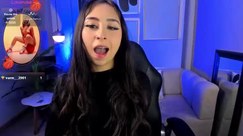 Cloe  online show from October 3, 2025, 10:40 pm