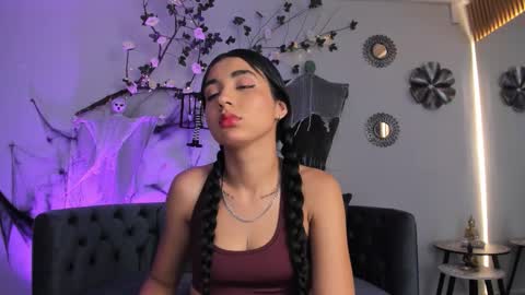 Snapshot of cloe_taylor__ chatting on October 30, 2025, 3:30 am CLOE online show from October 30, 2025, 3:30 am