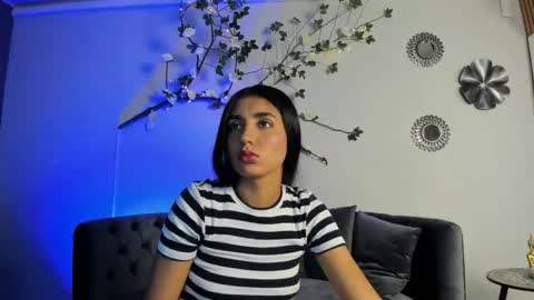 Snapshot of cloe_taylor__ chatting on November 3, 2025, 7:59 pm CLOE online show from November 3, 2025, 7:59 pm