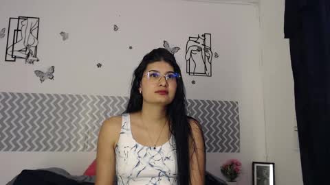 cloe online show from October 3, 2025, 8:50 pm