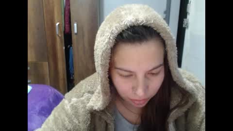 cloepussy online show from October 23, 2025, 8:18 pm