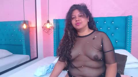 Snapshot of cloestron chatting on October 2, 2025, 10:33 am Cloe Stron online show from October 2, 2025, 10:33 am