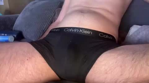 Snapshot of closeupbignick chatting on November 1, 2025, 1:18 am closeupbignick online show from November 1, 2025, 1:18 am