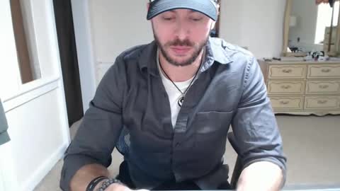 Cloud online show from October 24, 2025, 6:59 pm