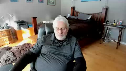 Snapshot of cloudalert62 chatting on February 20, 2025, 6:13 pm cloudalert62 online show from February 20, 2025, 6:13 pm